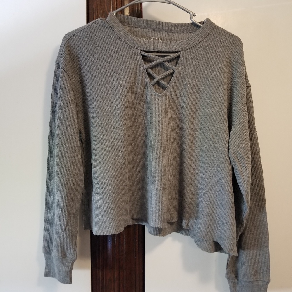 American eagle long sleeve shirt